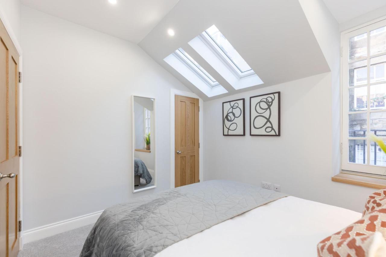Vakantiehuis Dragon - Yukina - 2 Bed Centre House With Garden EDI